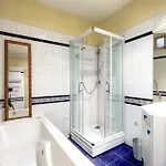 Apartamento Bnbnova - Saint Germain & Odeon - 1br París