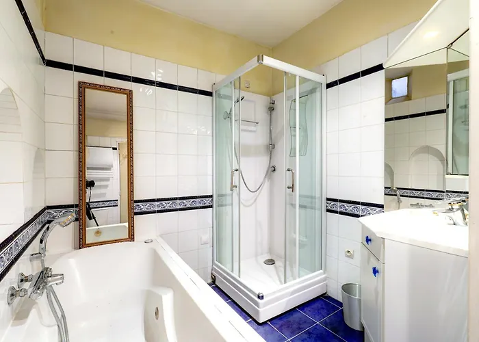 Appartement Bnbnova - Saint Germain & Odeon - 1br Parijs